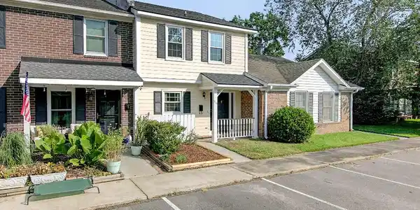 Image 2: Front of Home
