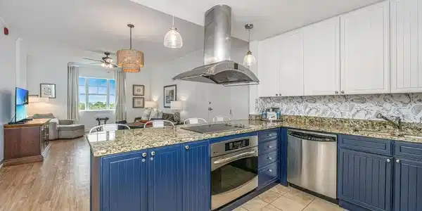 5804 Palmetto Drive
