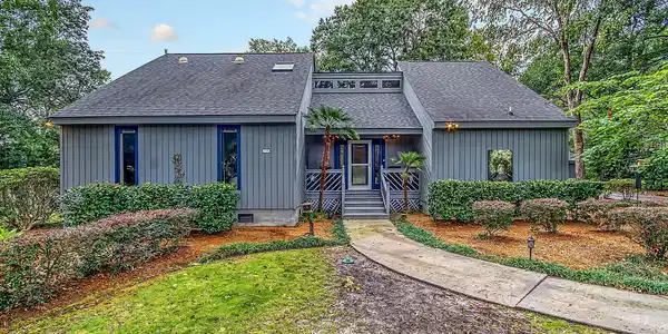 1124 Clapper Court