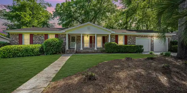 681 Highwood Circle