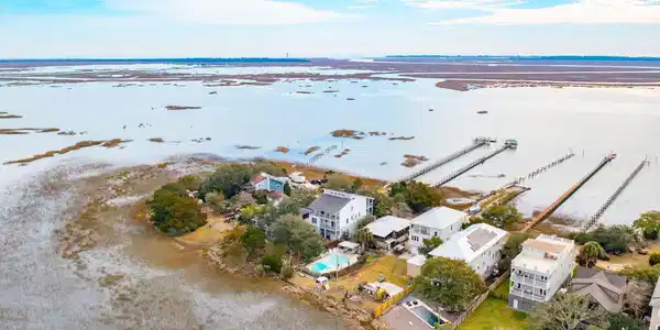 926 W Oceanview Road, Charleston SC 29412