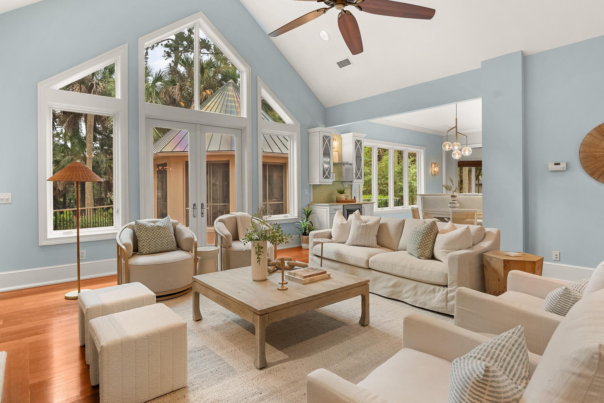 Image 4: Great Room
