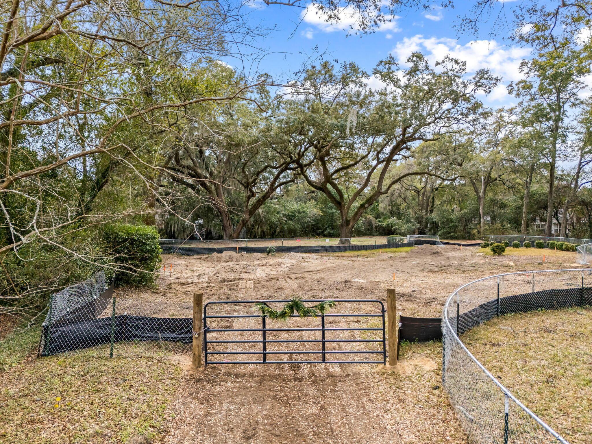 Image 2: 1042 Chambers Ln ready-to-build