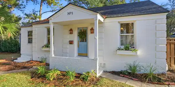 1 Colleton Dr Drive