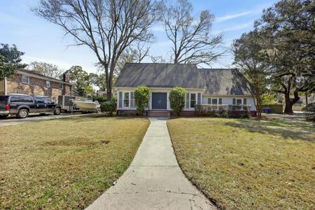 1575 N Pinebark Lane