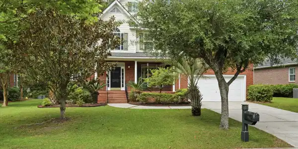 2779 Waterpointe Circle