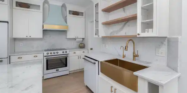 Image 3: 3027 Baltimore St_Eterna Media-19