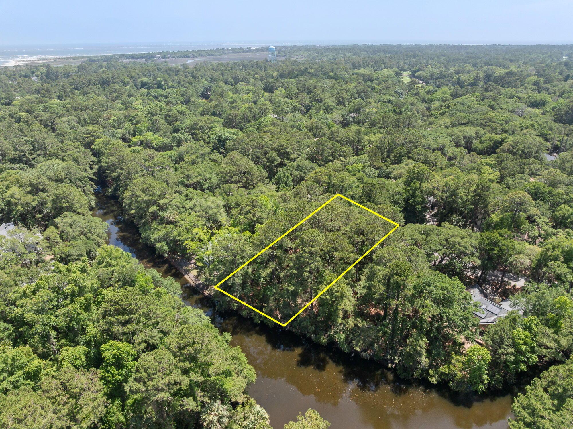 Image 1: 10-web-or-mls-2714 Old Forest Dr-11