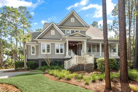 4 Falcon Point Road
