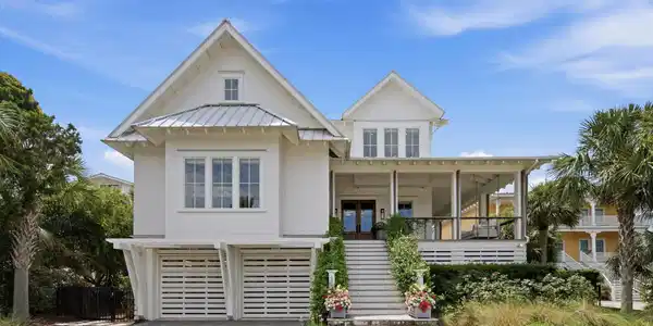 608 Ocean Boulevard