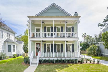 832 Tupelo Bay Drive