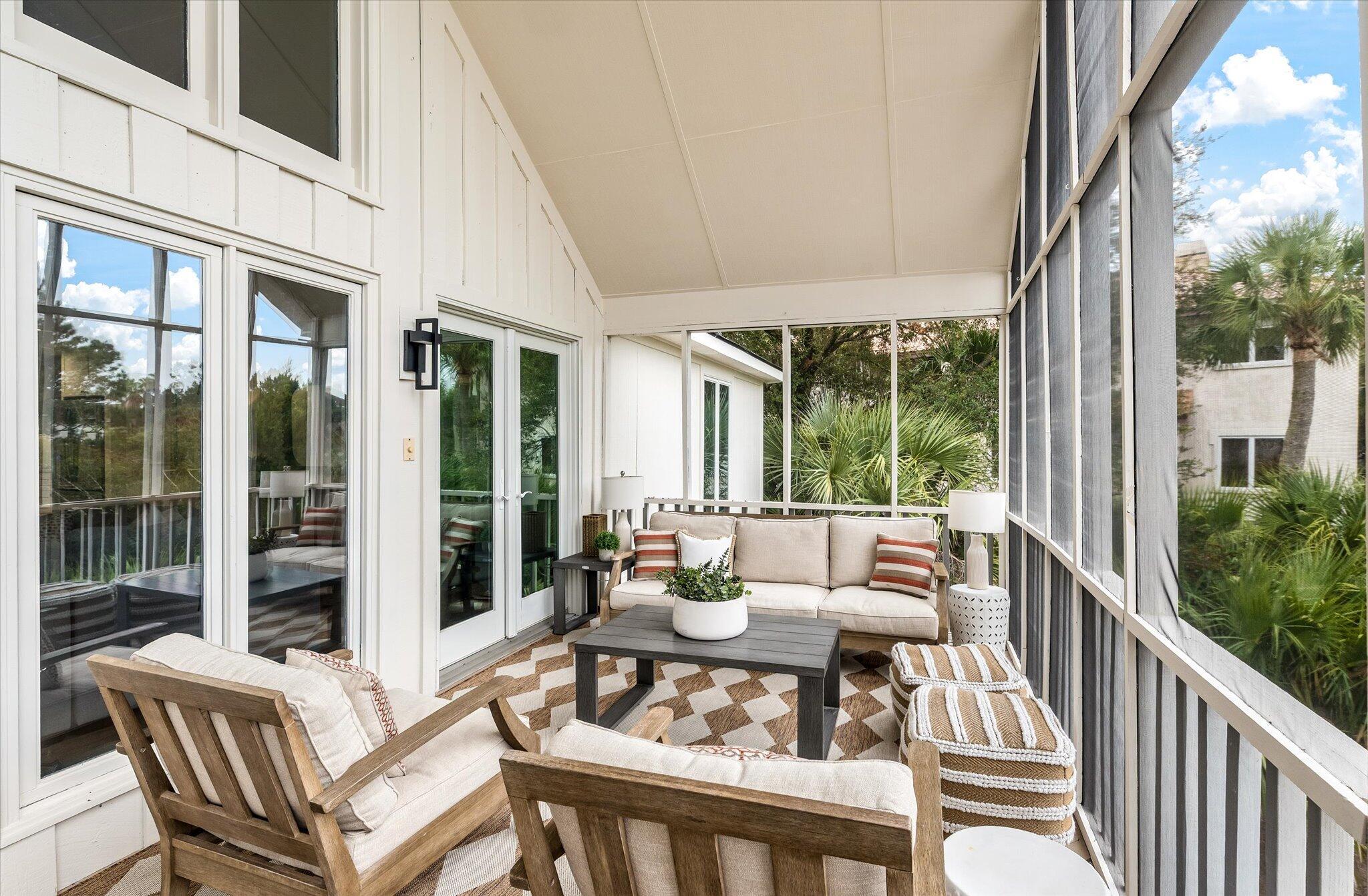 Image 4: Porch
