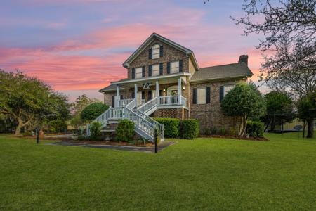 2530 Royal Oak Drive