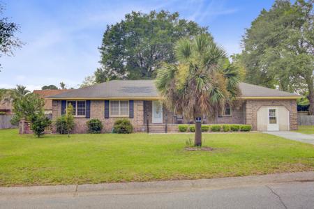 1404 Ivy Isle Drive