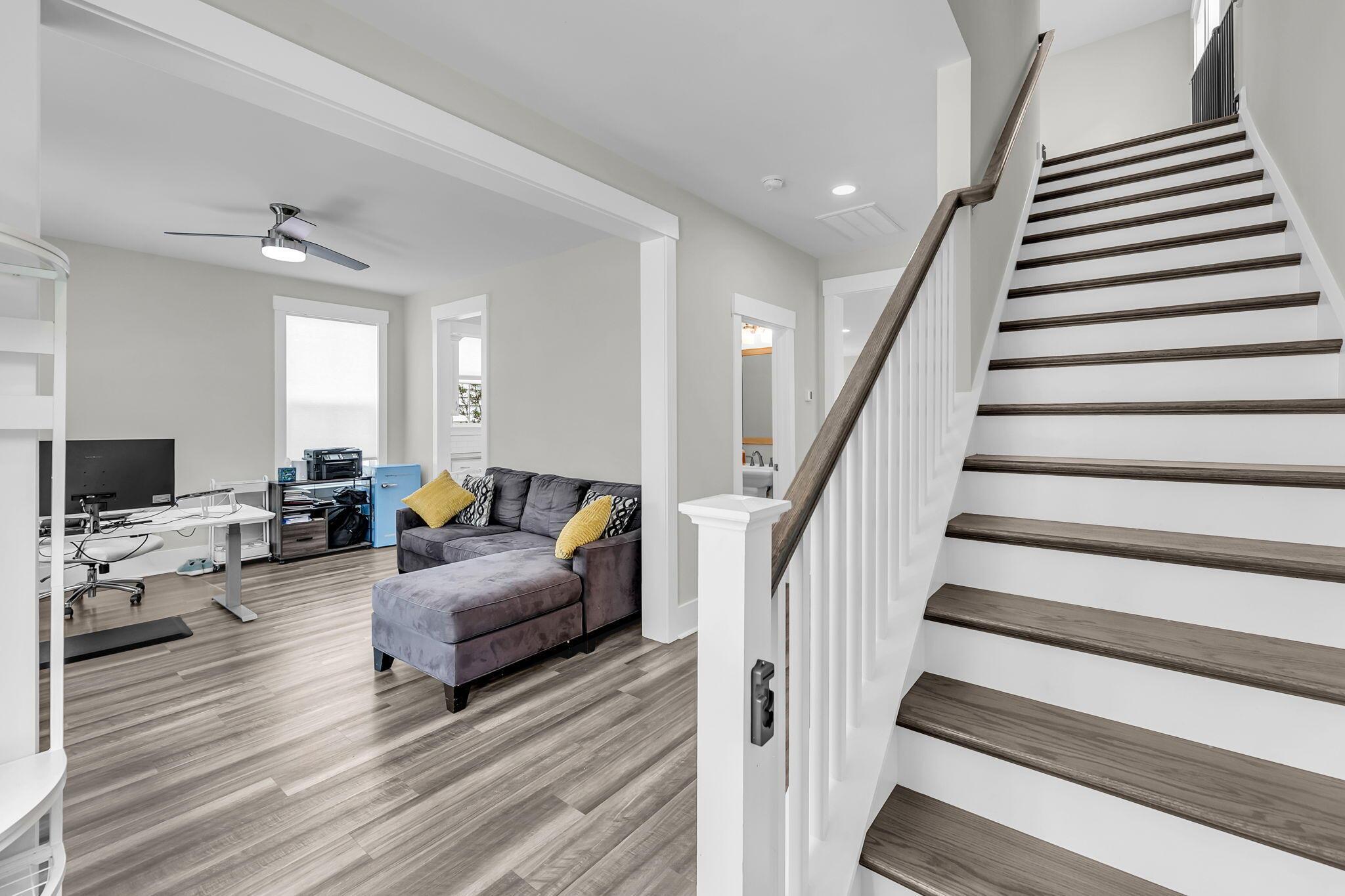 Image 4: CREM - 2825 Sugarberry + Amenities-17