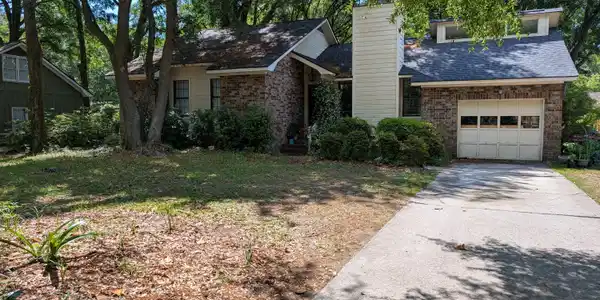 20 Anderson Avenue