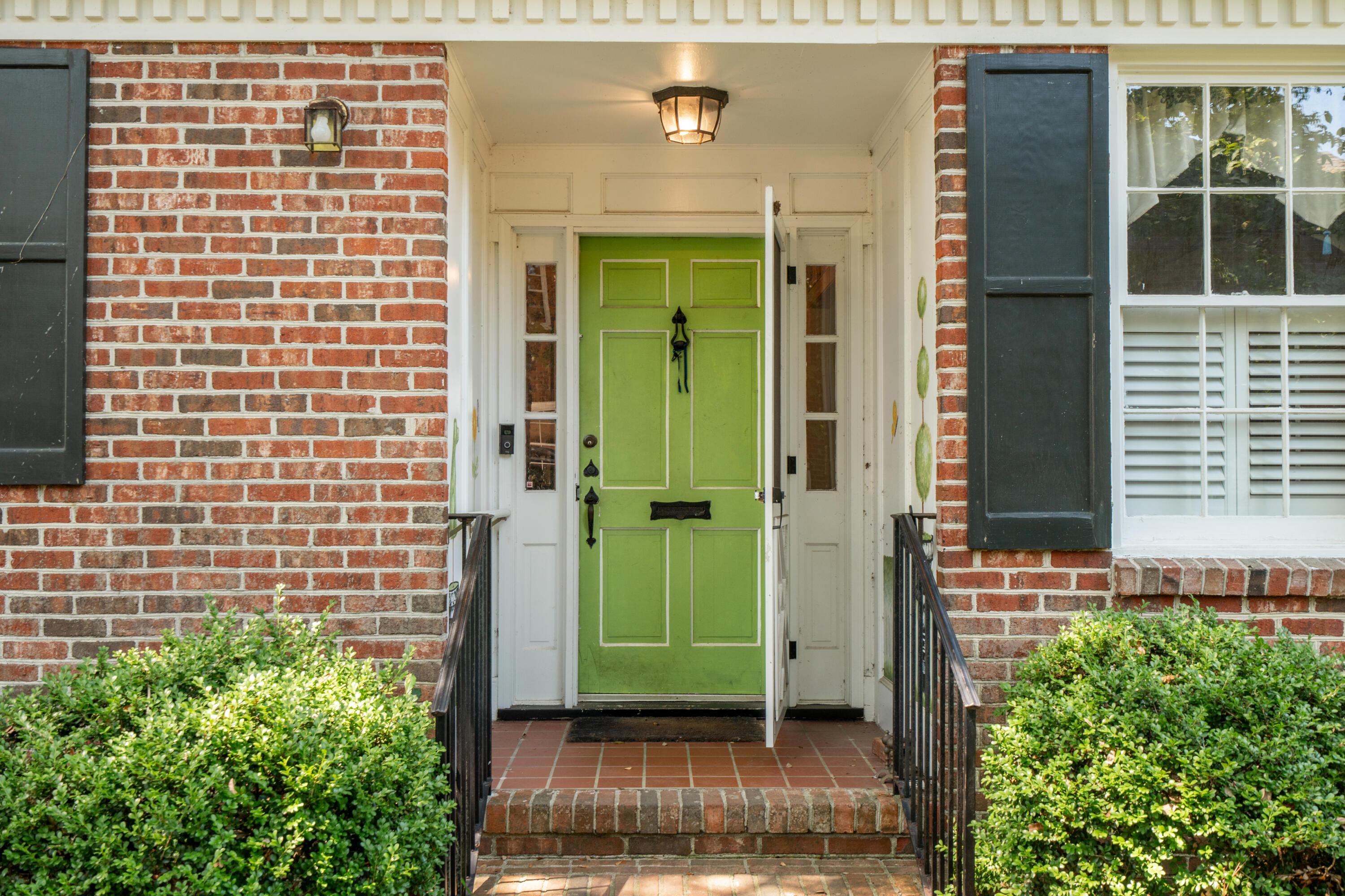 Image 3: 3PieratesCruz-KeenEyeMarketing-004