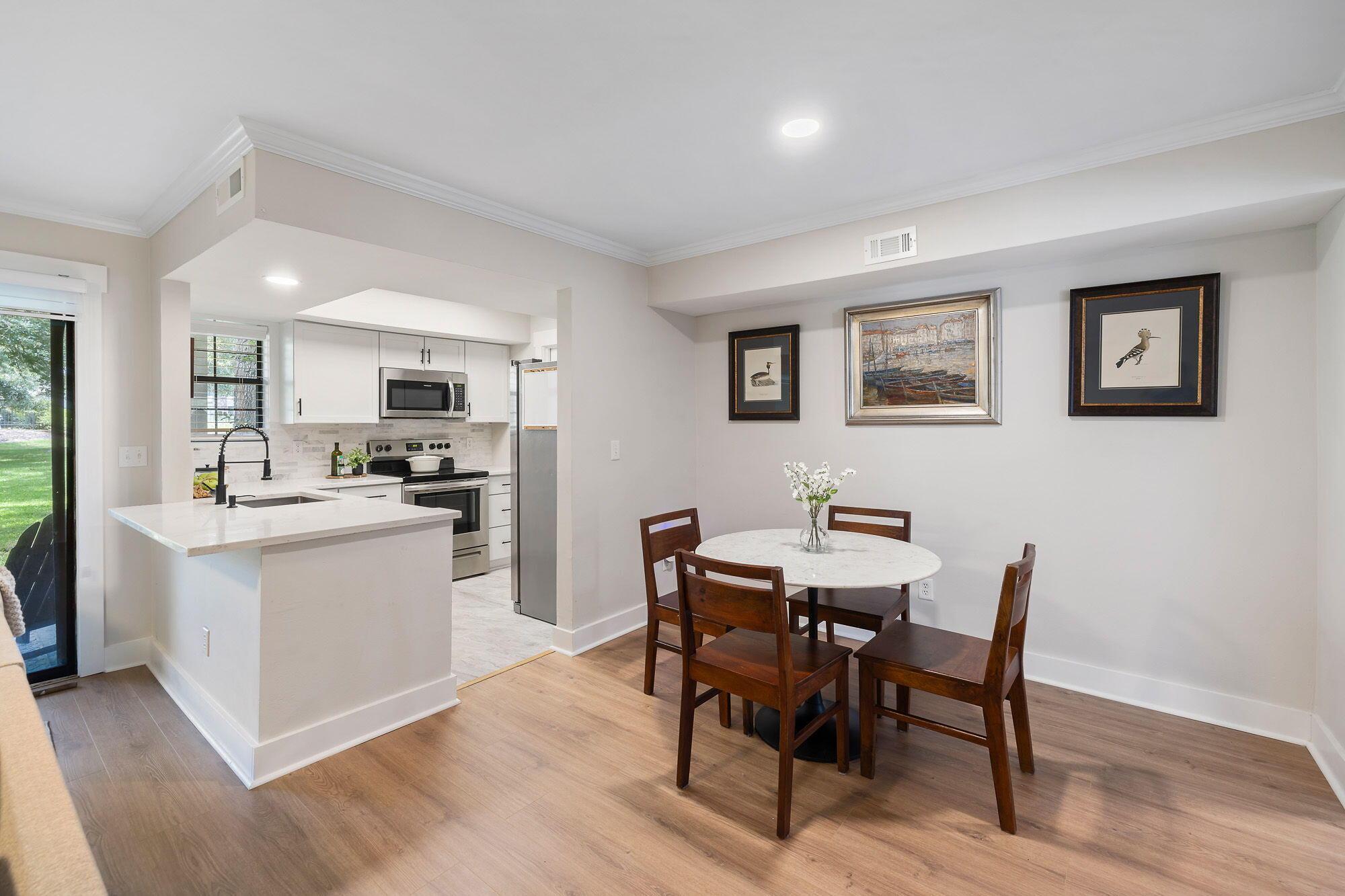 Image 4: 3-web-or-mls-1851 Montclair Dr B-2