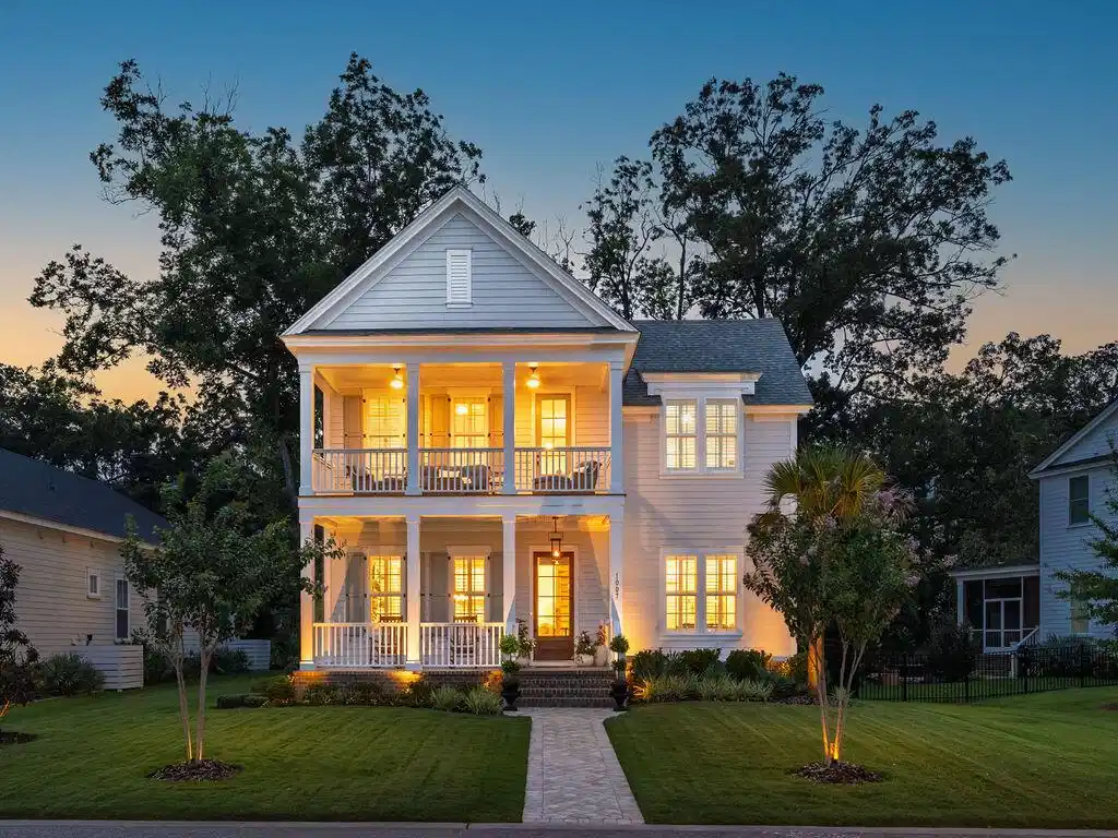 Image 1: Front of house