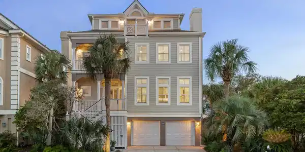 10 Ocean Point Drive