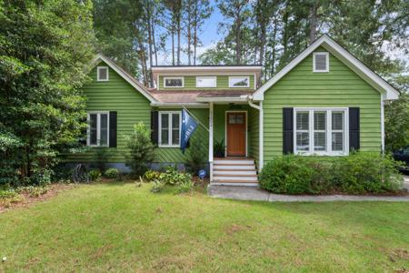 1202 Ambling Way