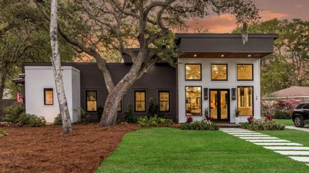 28 Riverdale Drive