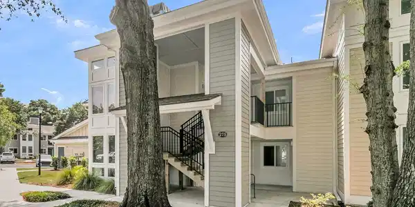 Image 4: CREM - 275 Alexandra Dr unit 11-35