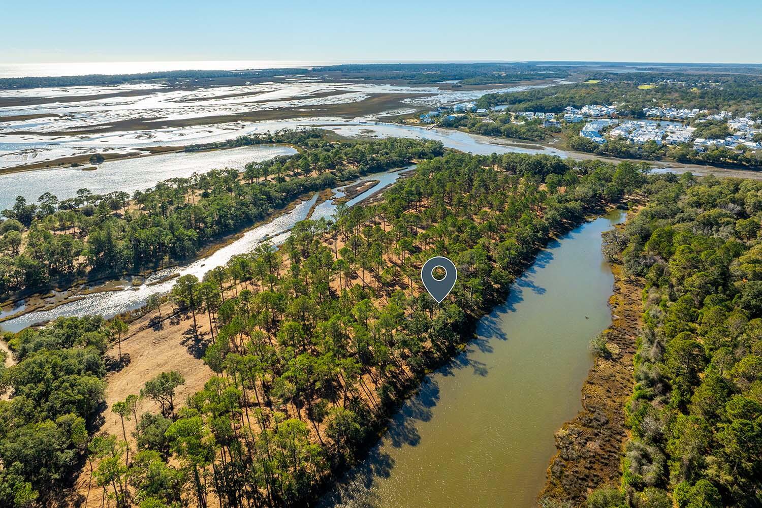 Image 1: 1145SoundDriveAerial