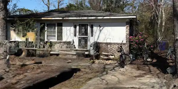 1166 N Shadow