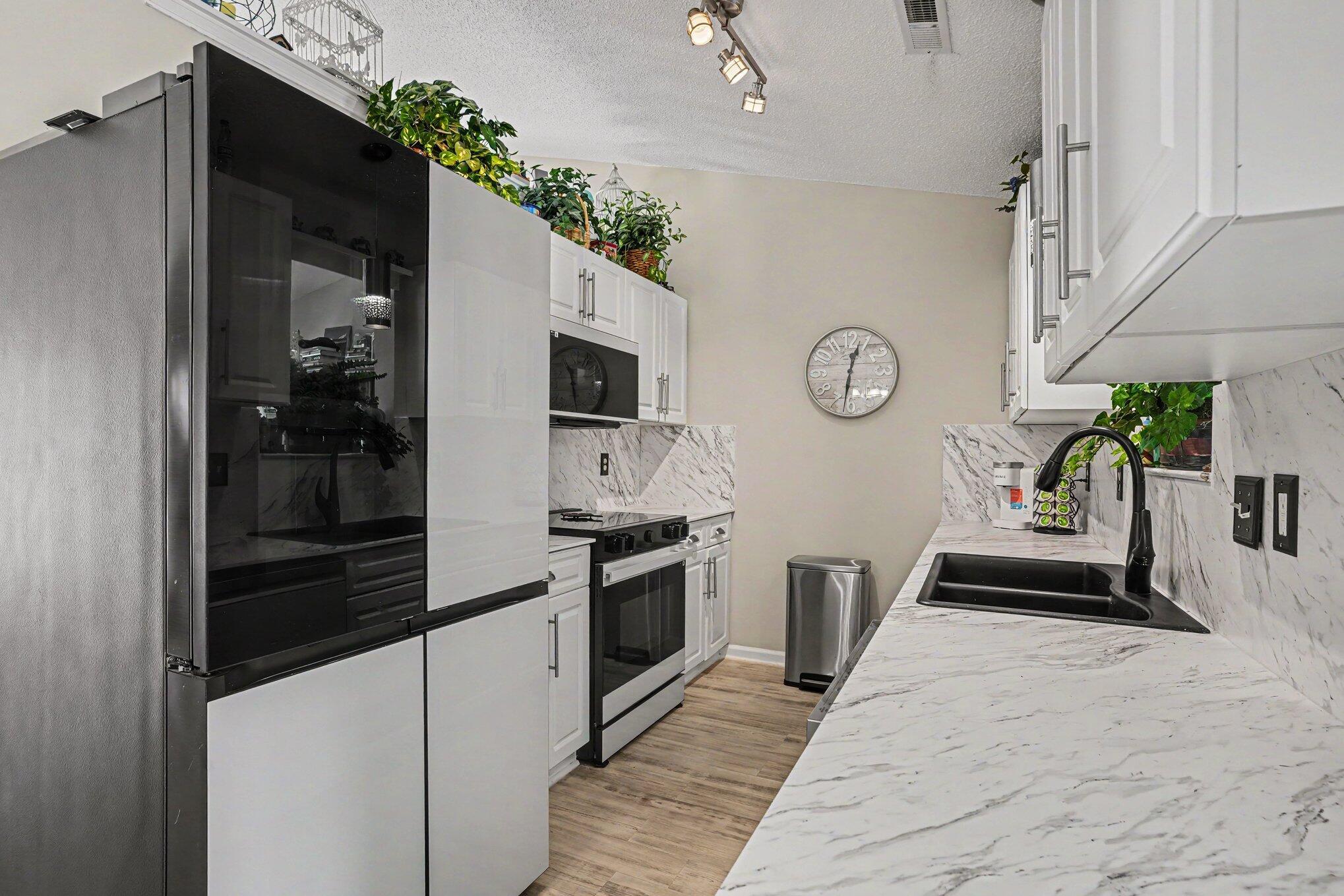 Image 3: Updated Kitchen