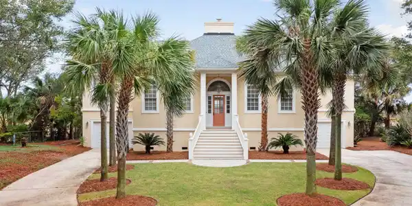 13 Waterway Island Drive