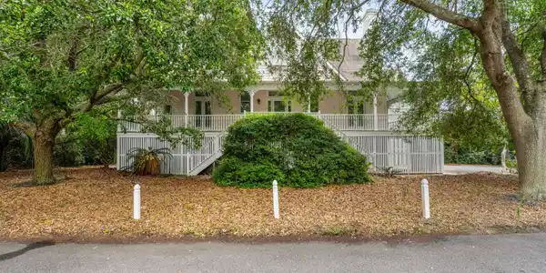 2 Seagrass Lane