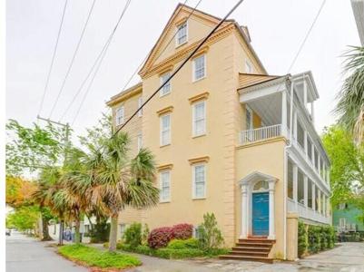65 Vanderhorst Street