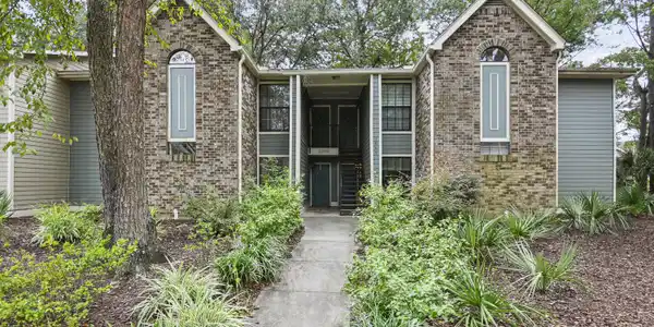1869 Montclair Drive
