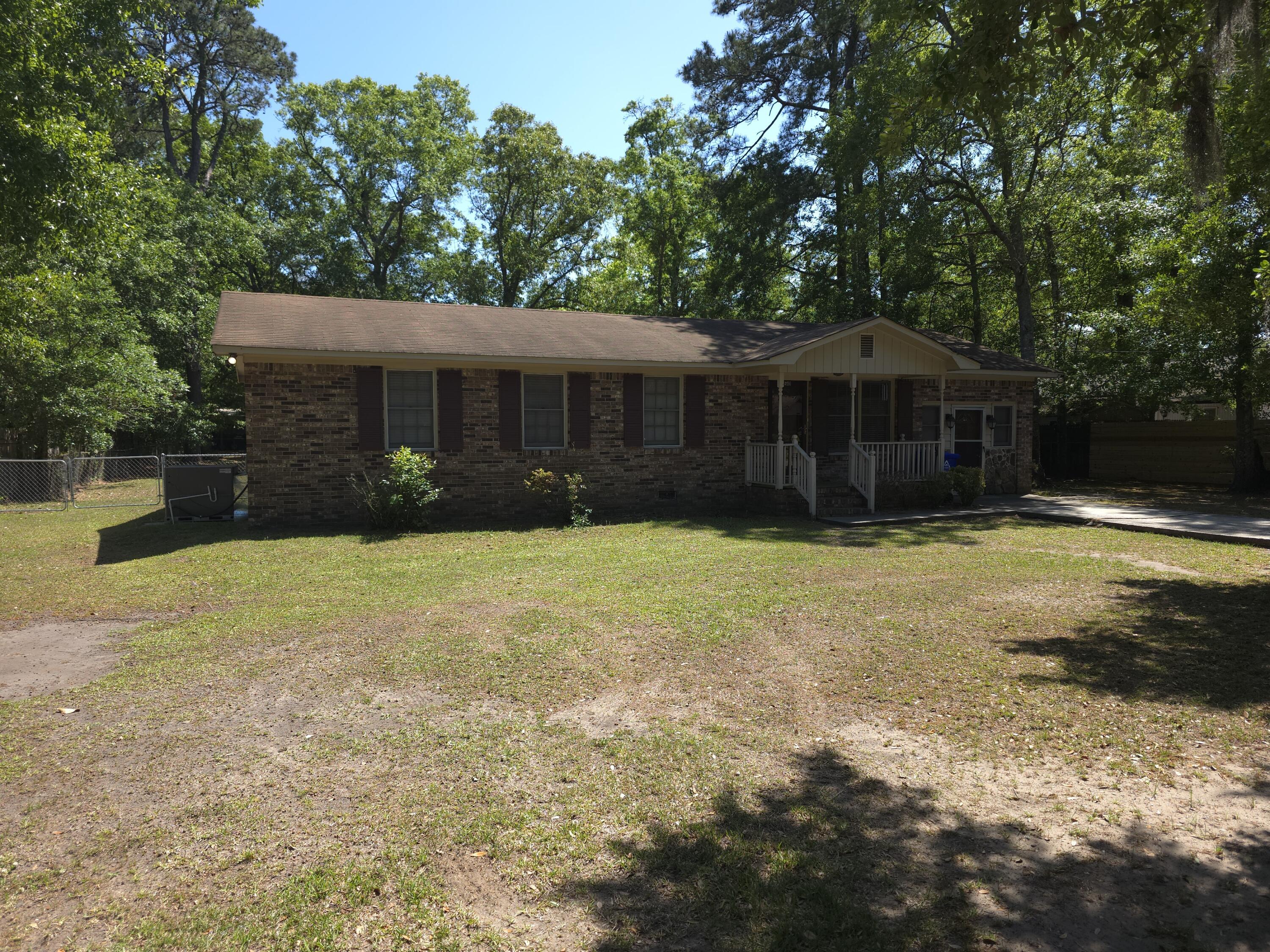 Image 2: Front of Home