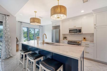 4720 Tennis Club Lane