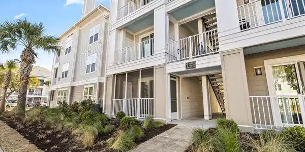 130 River Landing Drive