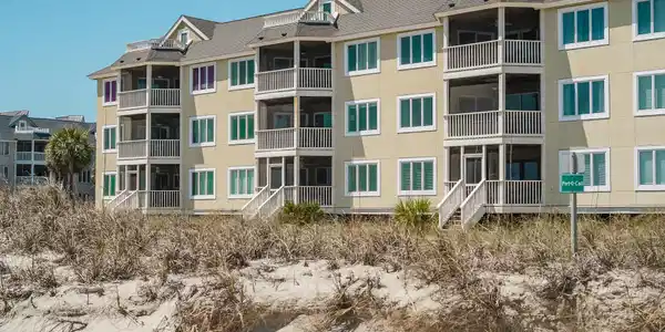 9000 Palmetto Drive