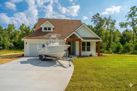 1089 Irving Manigault Road