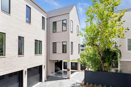 46.5 Cooper Street