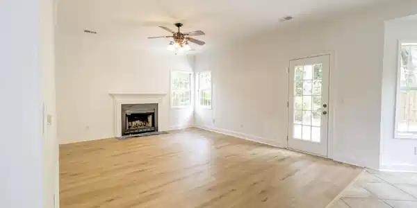 Image 3: Family Room