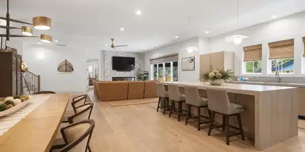 Image 3: 723-McCants-Kitchen-76-Edited