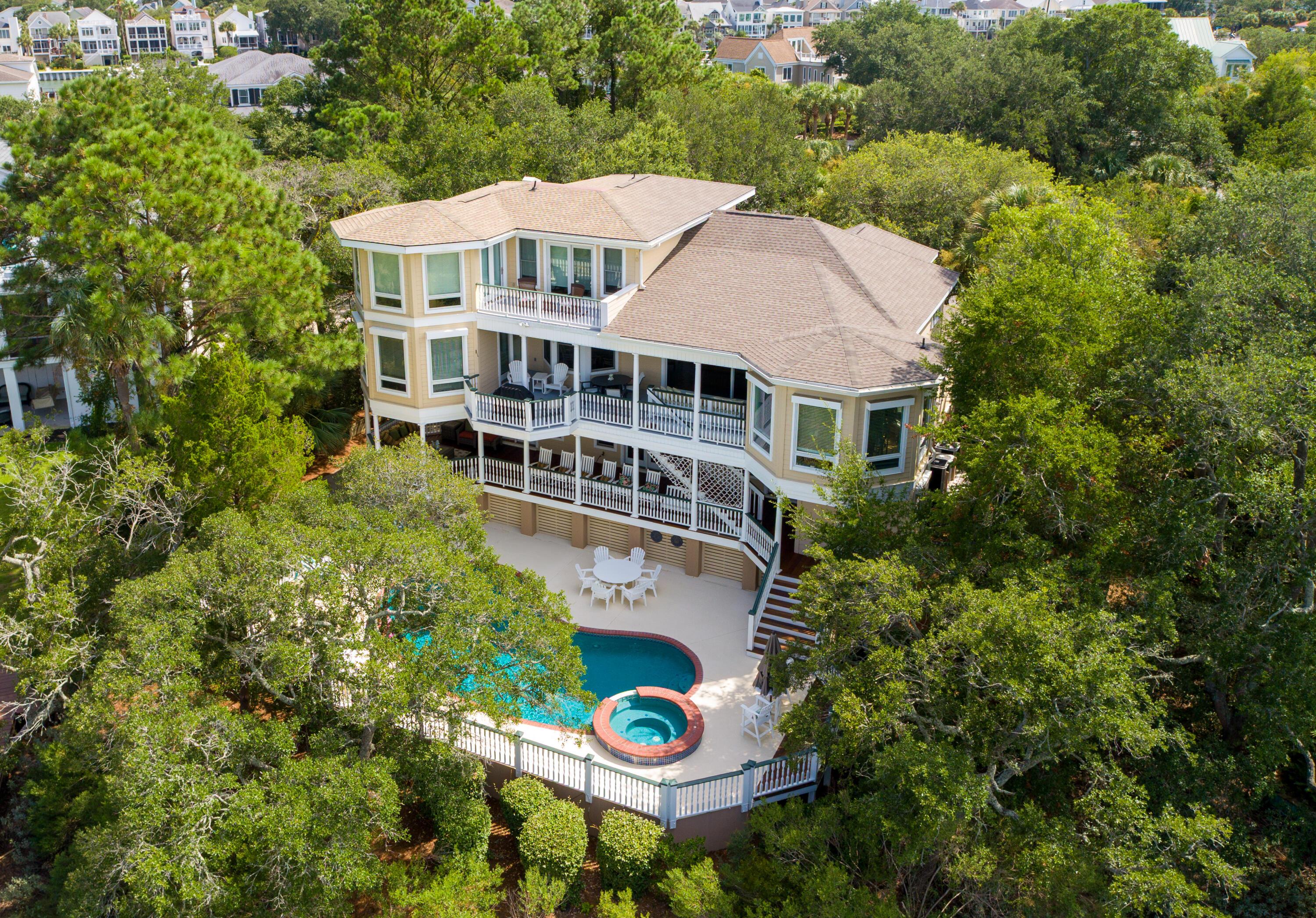 Image 2: 27 Waterway Island Dr_Eterna_Media-76