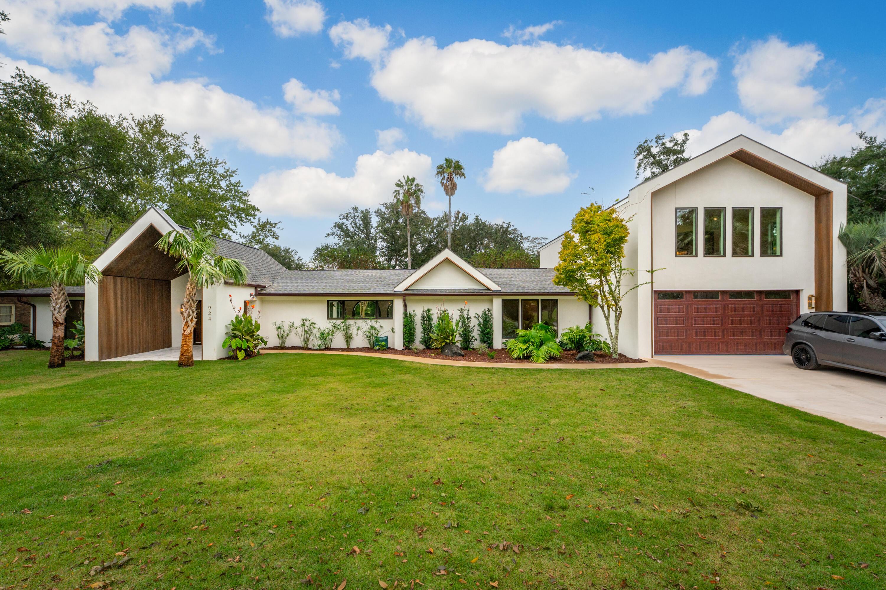 Image 4: 924WhitePointBlvd-KeenEyeMarketing-001