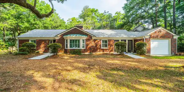 Image 4: 562FortJohnsonRd-KeenEyeMarketing-071