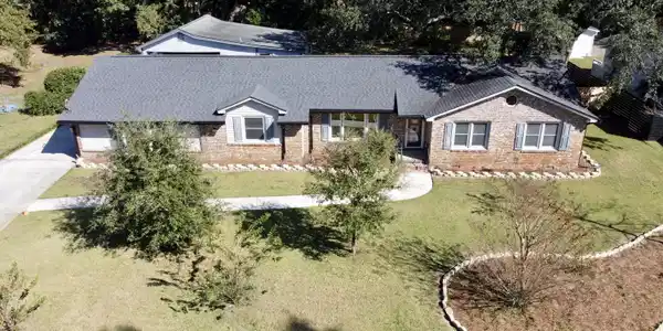 939 Cliffwood Drive