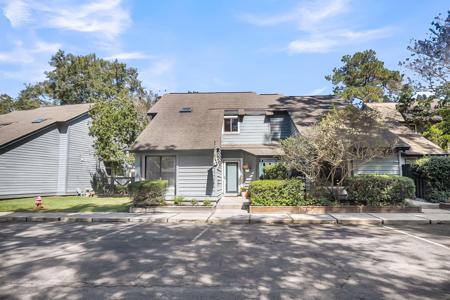 1138 Shadow Lake Circle