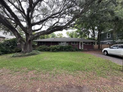 1496 Seminole Street
