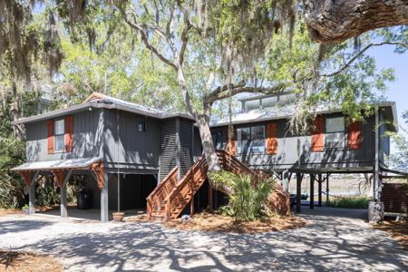 1205 Jungle Road