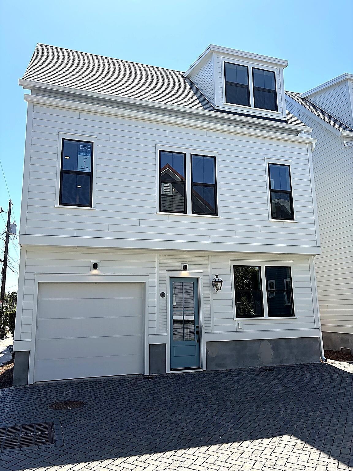 Image 2: Exterior Front